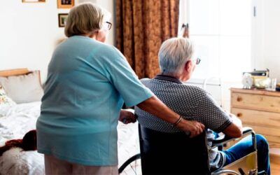 Cómo cuidar a una persona mayor en casa